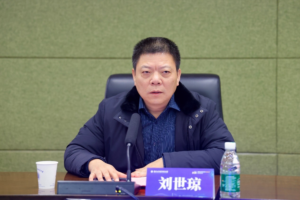 刘世琼讲话.jpg 刘世琼讲话.jpg