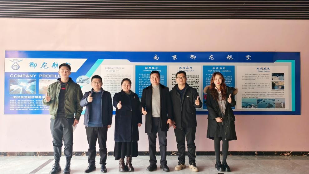 合照.jpg 合照.jpg