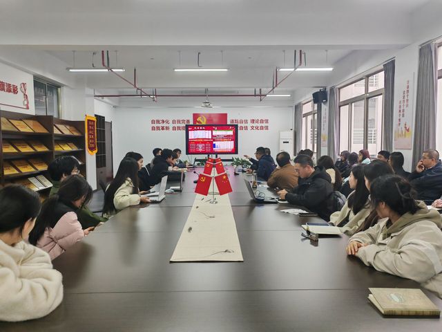 创新大赛打磨会.jpg